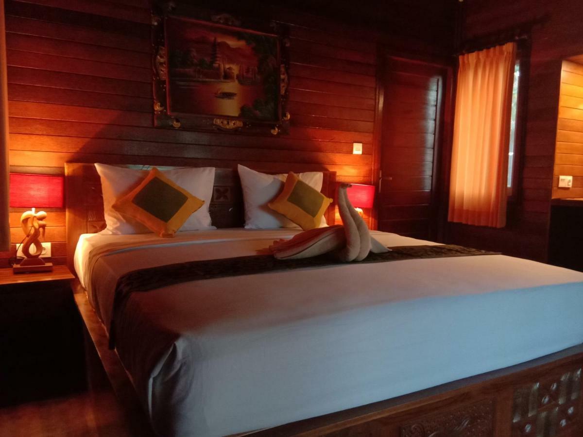 Svaha Nusa Guest House Nusa Lembongan  Exterior photo